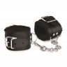 Чёрные наручники с меховой изнанкой Cumfy Cuffs