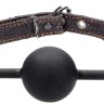 Черный кляп-шарик With Roughend Denim Straps с черными джинсовыми ремешками