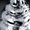 Изящная ребристая анальная втулка с красным кристаллом - 7 см.