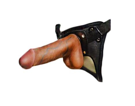 Насадка-фаллоимитатор на кожаных трусиках Harness Ultra Realistic 5,5" - 17 см.