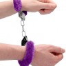 Пушистые фиолетовые наручники OUCH! Purple 