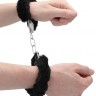 Пушистые чёрные наручники OUCH! Black