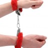 Пушистые красные наручники OUCH! Red
