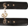 Черные наручники Leather Handcuffs на карабинах