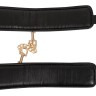 Черные наручники Leather Handcuffs на карабинах