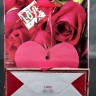Подарочный пакет Love с розочками и сердечками - 23 х 18 см.